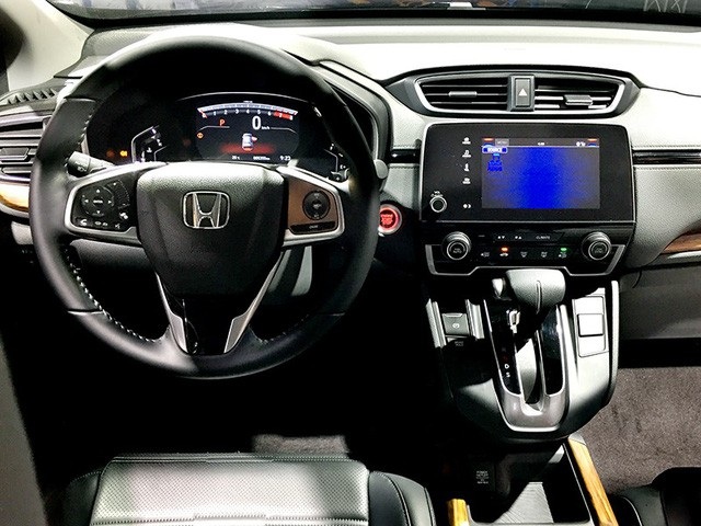 Chưa được hưởng thuế nhập khẩu ưu đãi, Honda CR-V đắt hơn dự kiến - 2 Khoang nội thất của Honda CR-V thế hệ thứ 5