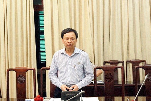 Người phụ nữ bị đánh mất hơn 10 năm cuộc đời - 3 Ông Phạm Ngọc Tiến, Vụ trưởng Vụ Bình đẳng giới (Bộ LĐTB&XH) cho hay: “Hiện nay, trong phân công lao động, rất nhiều chị em phải chịu thiệt thòi, thậm chí hi sinh sự nghiệp, công việc để chăm sóc gia đình, con cái. Kết quả lao động ấy không được tính vào GDP. Công sức của họ không được ghi nhận, không được tính vào đóng góp tài sản cho gia đình.”