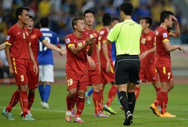 Trọng tài Trung Quốc bắt trận chung kết U23 Việt Nam-U23 Uzbekistan - 2
Trọng tài Ma Ning bắt chính trong hai trận đấu có các đội tuyển Việt Nam và ba trận có đại diện các CLB Việt Nam