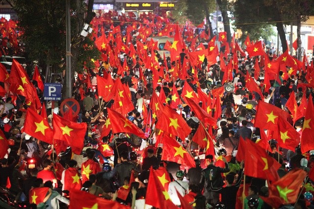 Triệu trái tim hướng về U23 Việt Nam - 2 Triệu trái tim hướng về U23 Việt Nam - 2