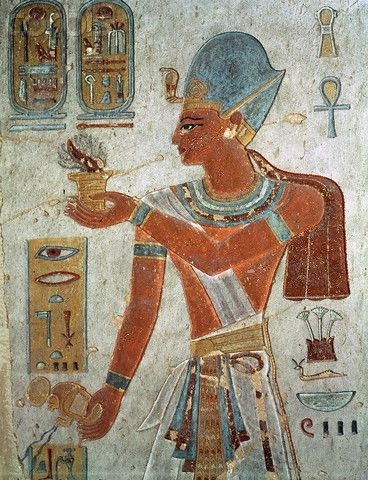Tượng Pharaoh 3200 năm tuổi nặng 83 tấn được di dời tới "nhà mới" - 5 Người Ai Cập cổ đại khắc họa Rames Đại đế bằng tranh vẽ trên tường