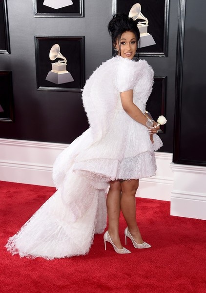 Người đẹp khoe dáng gợi cảm tại lễ trao giải Grammy - 24