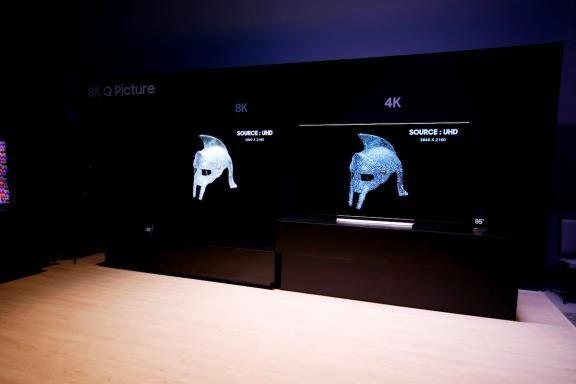 Samsung dẫn đầu màn hình lớn, đi đầu xu hướng TV 8K - 2 Samsung dẫn đầu màn hình lớn, đi đầu xu hướng TV 8K - 2
