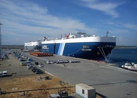 Chuyên gia: Sức ép từ bẫy nợ của Trung Quốc - 1
Trung Quốc thâu tóm cảng nước sâu Hambantota của Sri Lanka