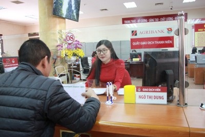Agribank năm 2017 - Trả lại tiền thừa cho khách hàng trên 131 tỷ đồng - 1
Nét đẹp truyền thống, đạo đức nghề nghiệp luôn được duy trì và phát triển trong hệ thống Agribank