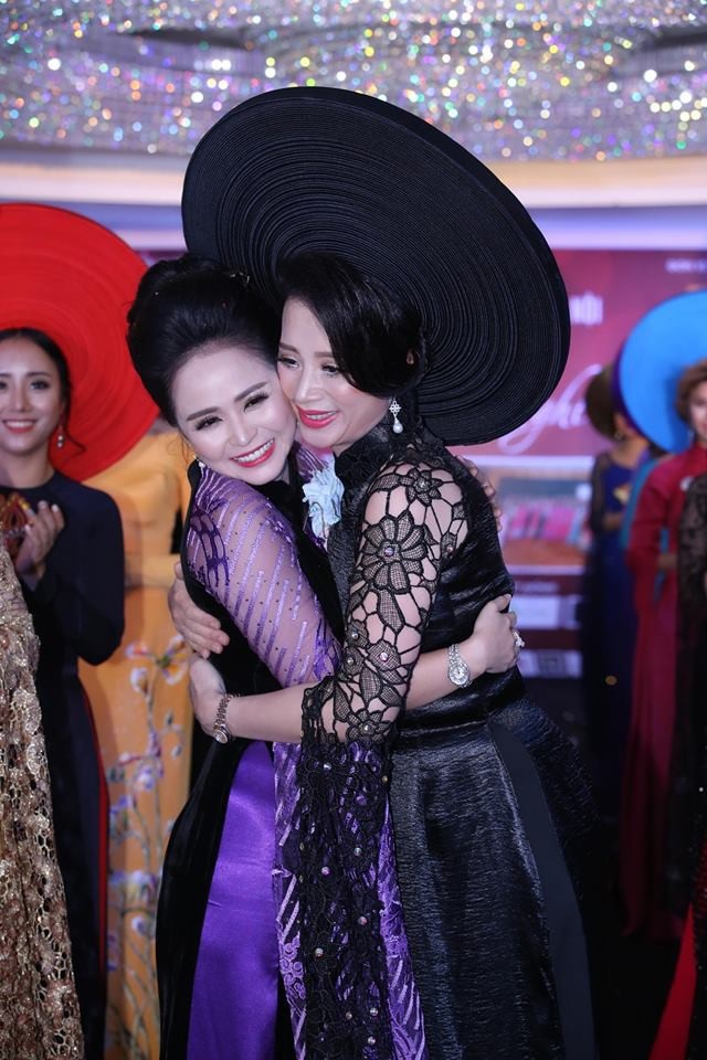Bùi Thị Thanh Hương - Nữ lãnh đạo có nhiều cống hiến cho Wlin Hà Nội - 8 Bùi Thị Thanh Hương - Nữ lãnh đạo có nhiều cống hiến cho Wlin Hà Nội - 8