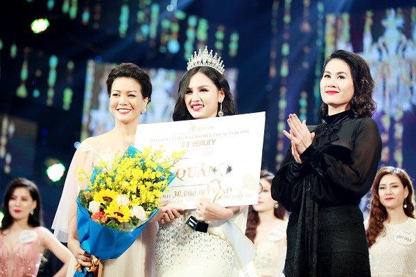 Dàn sao hội tụ trong đêm chung kết The Beauty 2017 - 9 Á quân 1 thuộc về Đặng Thị Ngân
