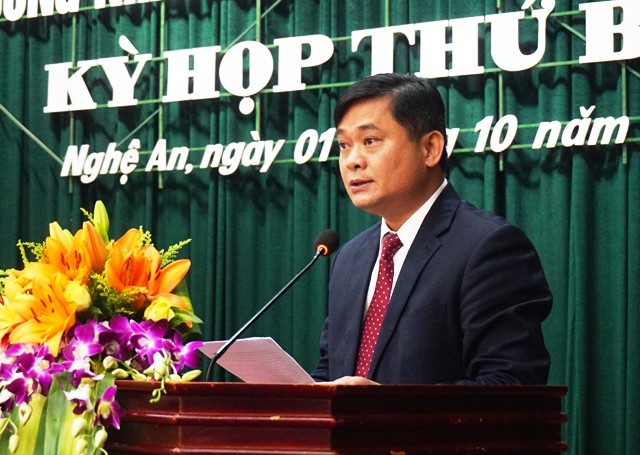 Nghệ An bầu tân Chủ tịch UBND tỉnh 42 tuổi - 1
Ông Thái Thanh Quý phát biểu tại buổi họp bất thường.