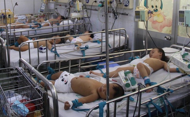 Quá một nửa số mắc tay chân miệng phải nhập viện, TP Hồ Chí Minh dẫn đầu cả nước số ca mắc - 1 Quá một nửa số mắc tay chân miệng phải nhập viện, TP Hồ Chí Minh dẫn đầu cả nước số ca mắc - 1