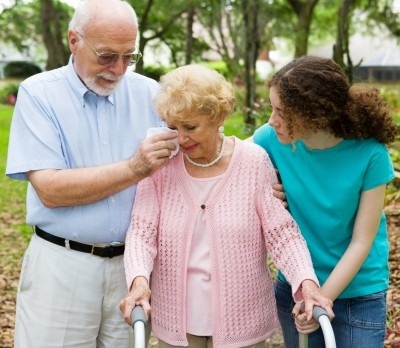 10 dấu hiệu cảnh bảo của bệnh mất trí nhớ - Alzheimer - 7 10 dấu hiệu cảnh bảo của bệnh mất trí nhớ - Alzheimer - 7