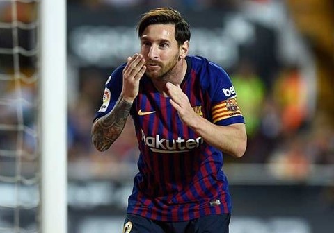 Vì sao France Football “xử phũ” với Messi? - 1
France Football bất ngờ xóa cuộc bầu chọn online, khi Messi chiếm ưu thế lớn