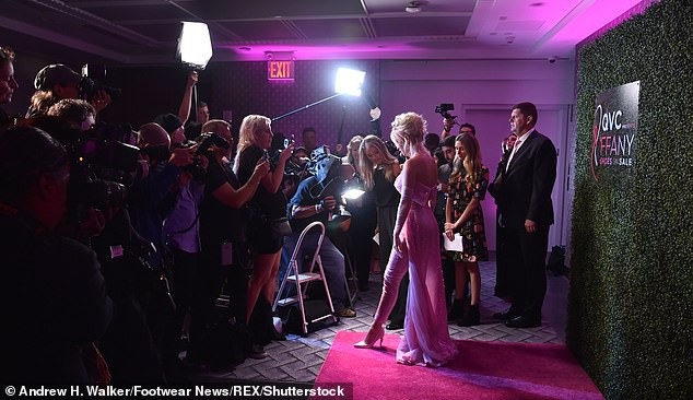 Katy Perry hóa búp bê Barbie xinh đẹp - 14 Katy Perry hóa búp bê Barbie xinh đẹp - 14