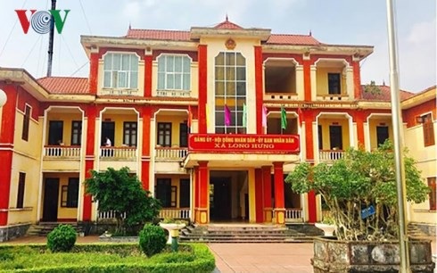 Tạm dừng công tác Chủ tịch xã nghi lộ clip nhạy cảm với nữ Chủ tịch Hội Nông dân - 2 Trụ sở UBND xã Long Hưng, huyện Văn Giang, Hưng Yên (Ảnh: VOV).