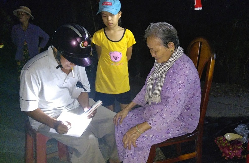 Tiền Giang: Nhiều hộ dân dựng lán “phong tỏa” trại gà gây ô nhiễm - Ảnh 2. Tiền Giang: Nhiều hộ dân dựng lán “phong tỏa” trại gà gây ô nhiễm - Ảnh 2.