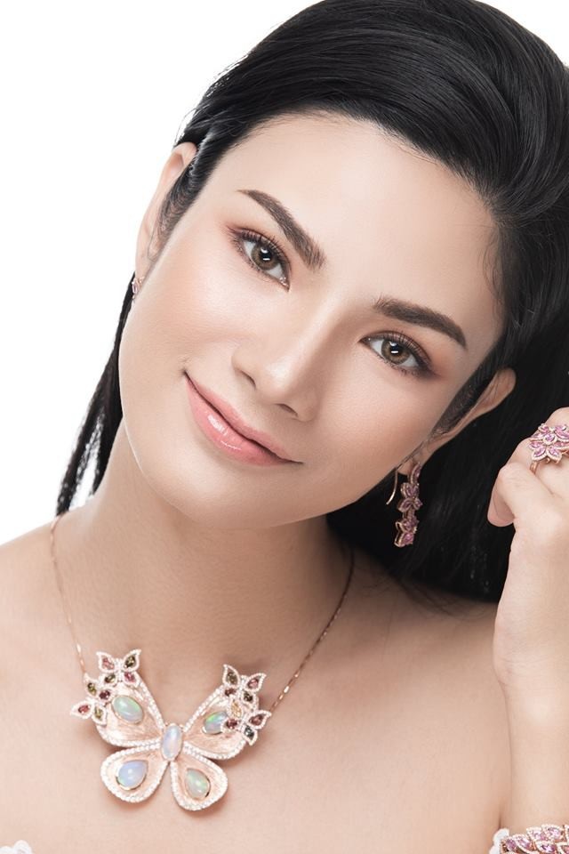 Bảo Tín Thanh Vân gợi ý quà tặng nhân ngày 20/10 - 1