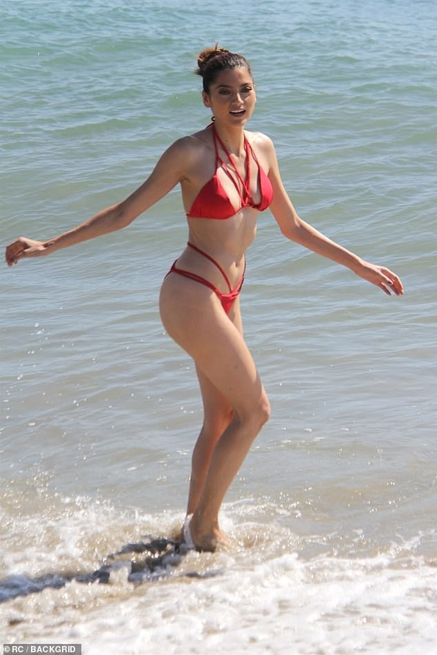 Blanca Blanco diện bikini táo bạo - 5
Tuy nhiên gần đây cô rất đắt show sự kiện