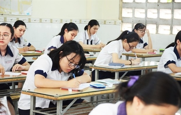 “Bóc” kẽ hở dẫn tới tiêu cực, sai phạm trong kỳ thi THPT quốc gia - 1 Quy trình thi chặt chẽ, quy chế thi rõ ràng nhưng chấm thi là khâu yếu nhất, dẫn đến những tiêu cực, sai phạm tại các địa phương