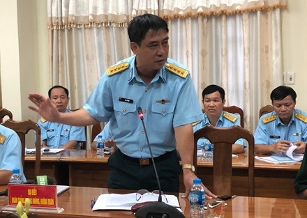 Vụ máy bay rơi tại Tam Đảo: Không tìm thấy cấu trúc xương của hai phi công - 3
Đại diện QCPKKQ cũng nhận định những di vật tìm thấy trùng khớp với chủng loại máy bay MIC 21 gặp nạn.