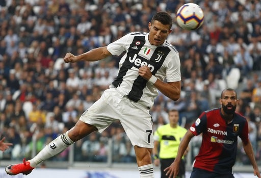 C.Ronaldo lập công, Juventus vẫn đứt chuỗi 10 chiến thắng liên tiếp - 8