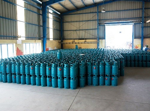 Doanh nghiệp kinh doanh gas “kêu trời” vì phải lập sổ theo dõi vỏ chai LPG - 2 Việc lập sổ theo dõi vỏ chai LPG khiến doanh nghiệp cho rằng họ bị hao tốn thêm nhiều khoản chi phí khác