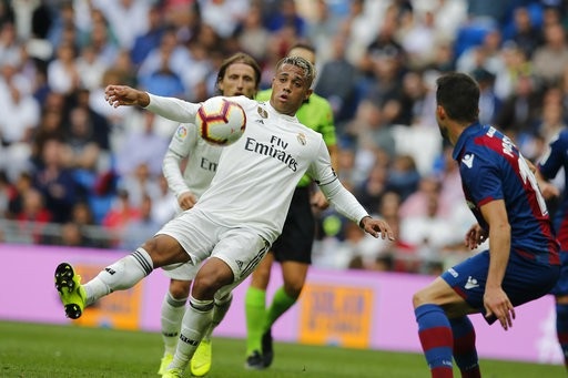 Real Madrid lập kỷ lục tệ nhất trong lịch sử - 1
Real Madrid trải qua quãng thời gian không ghi bàn lâu nhất lịch sử CLB