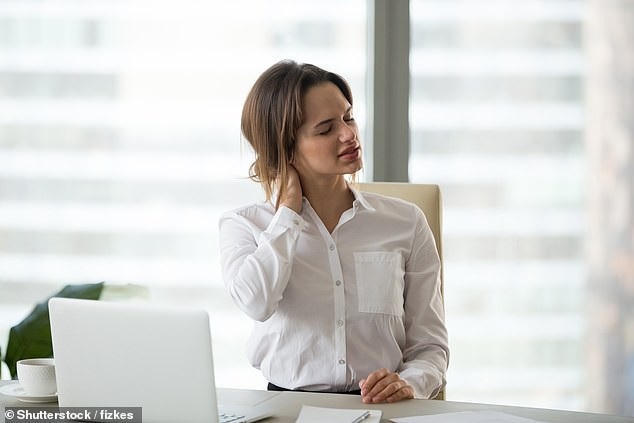 Cách tự kiểm tra nguyên nhân gây đau lưng - 1