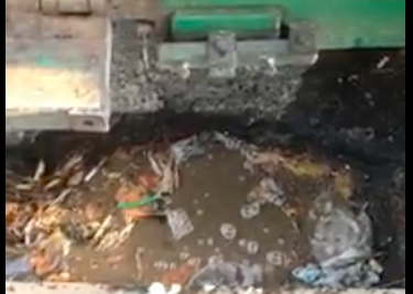 Đà Nẵng sẽ kỷ luật công nhân xả nước rỉ rác xuống cống đổ ra biển - 3 Đà Nẵng sẽ kỷ luật công nhân xả nước rỉ rác xuống cống đổ ra biển - 3