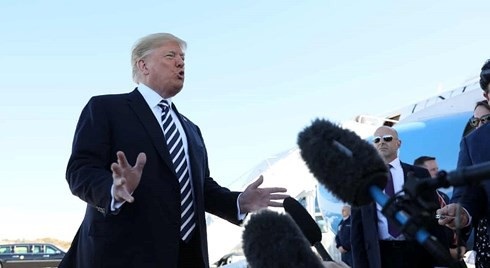 Mỹ đang hiện thực hóa lãnh đạo thế giới bằng sức mạnh quân sự? - 1
Tổng thống Trump ngày 20/10 tuyên bố Mỹ sẽ rút khỏi hiệp ước hạt nhân INF với Mỹ. Ảnh: Reuters