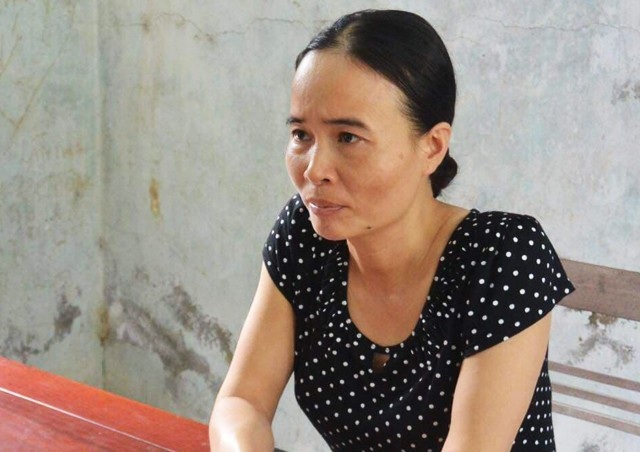 Giăng bẫy lãi suất, chiếm đoạt gần 4 tỷ đồng - 1 Bị can Nguyễn Thị Thoa tại cơ quan cảnh sát điều tra Công an huyện Quỳnh Lưu.