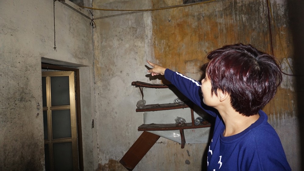 Hà Nội: Thi công trường học làm nứt, lún nhiều nhà dân - Ảnh 7. Hà Nội: Thi công trường học làm nứt, lún nhiều nhà dân - Ảnh 7.