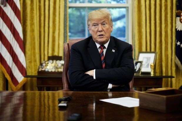 Báo Mỹ: Tổng thống Trump lo ngại về khả năng bị luận tội - 1 Tổng thống Mỹ Donald Trump (Ảnh: AFP)