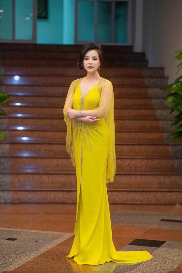 Cặp đôi nữ doanh nhân vàng của MLi Việt Nam xinh đẹp dự sự kiện - 4 Cặp đôi nữ doanh nhân vàng của MLi Việt Nam xinh đẹp dự sự kiện - 4