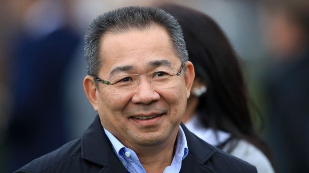 Trực thăng của ông chủ đội bóng Leicester City phát nổ thành cầu lửa - 10
Doanh nhân Vichai Srivaddhanaprabha, một trong những tỷ phú giàu nhất Thái Lan và là người sáng lập tập đoàn King Power, đã mua đội bóng Leicester City của Anh vào năm 2010 vói giá 39 triệu bảng Anh (50 triệu USD).