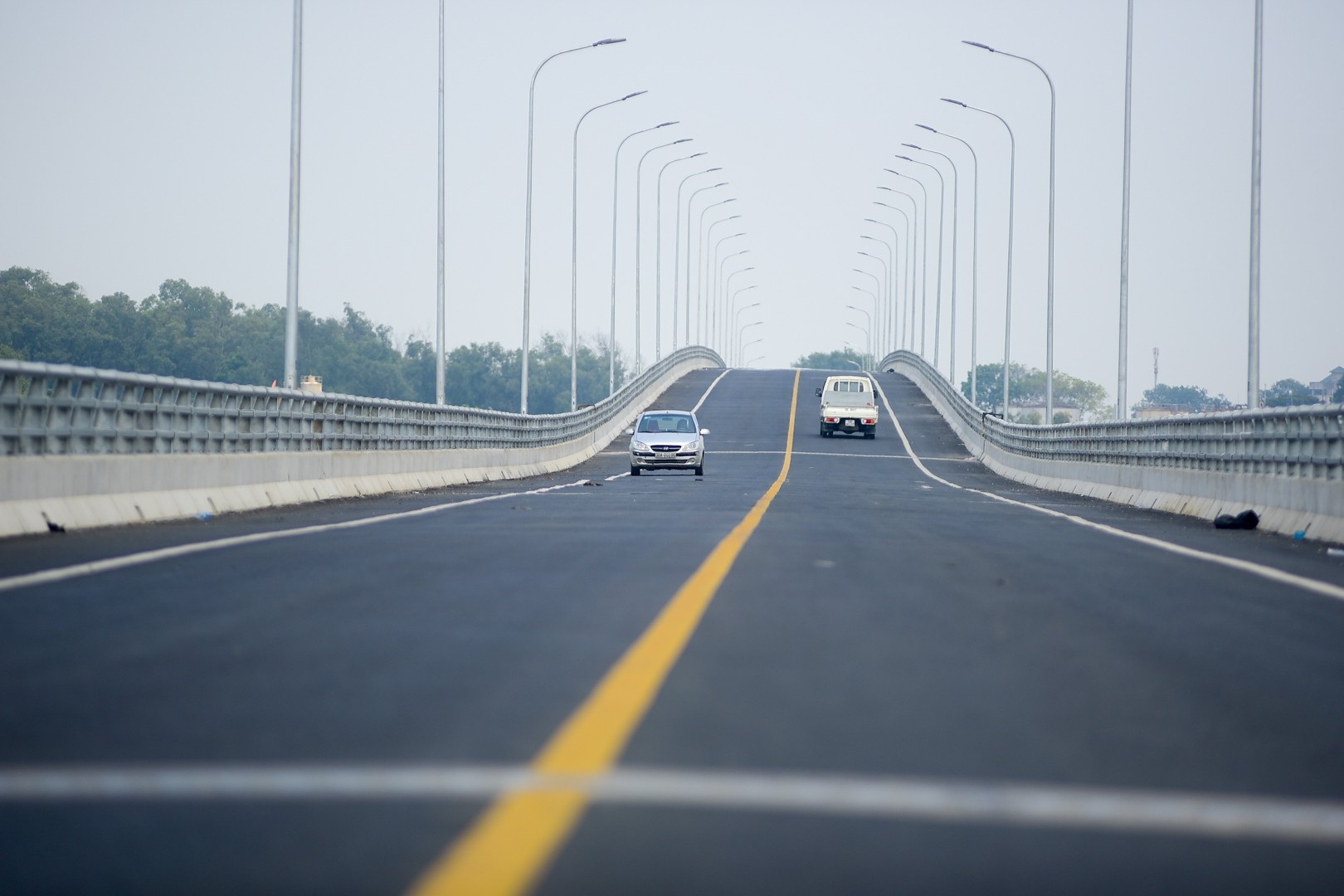 Diện mạo dải lụa 4 làn xe nối Hà Nội - Phú Thọ vắt ngang sông Hồng - Ảnh 9. Diện mạo dải lụa 4 làn xe nối Hà Nội - Phú Thọ vắt ngang sông Hồng - Ảnh 9.