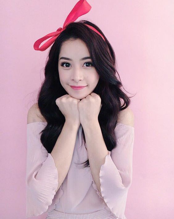Chi Pu thoát mác “gái ngoan” showbiz, ngày càng nóng bỏng “nghẹt thở” - 2 Hình ảnh baby của Chi Pu trở thành hình mẫu về nhan sắc cho nhiều cô gái trẻ bấy giờ.