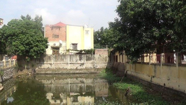 Hà Nội: Phường cho mượn đất trụ sở, chùa cho thuê đất trái luật, lãnh đạo xin rút kinh nghiệm - Ảnh 2. Hà Nội: Phường cho mượn đất trụ sở, chùa cho thuê đất trái luật, lãnh đạo xin rút kinh nghiệm - Ảnh 2.