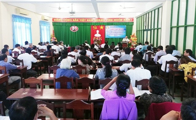 Hơn 100 cán bộ tập huấn công tác khuyến học - 1 Tập huấn công tác khuyến học cho các cán bộ Hội Khuyến học cơ sở.
