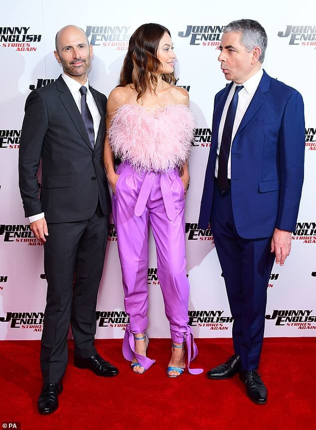 Cựu Bond girl sành điệu trên thảm đỏ - 9
Phim sẽ ra rạp tại Mỹ vào 26/10 tới