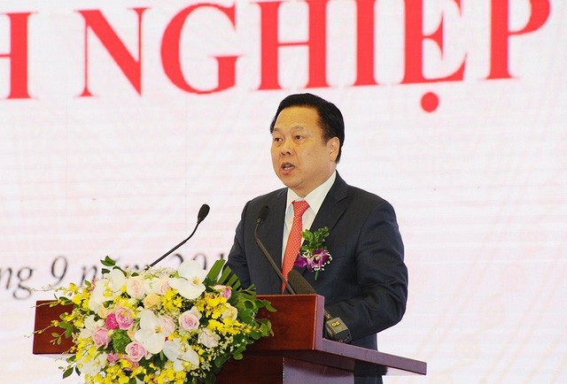 Xăng dầu tăng giá mạnh; Hé lộ dần “bí mật” của Vũ "nhôm" - 3 Ông Nguyễn Hoàng Anh từ cương vị Bí thư tỉnh ủy Cao Bằng được bổ nhiệm làm Chủ tịch siêu ủy ban quản lý vốn Nhà nước tại doanh nghiệp