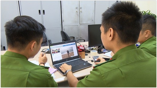 “Sập bẫy" nhóm lừa đảo qua mạng, 4 phụ nữ mất trắng gần 3 tỉ đồng - 2 Co quan công an diều tra hoạt động của loại tôi phạm trên (ảnh QTV)