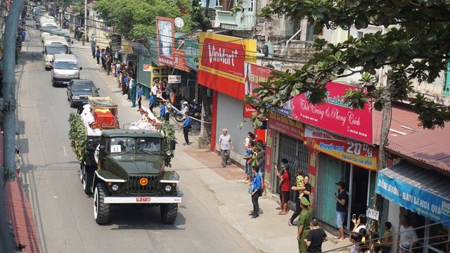 Nguyên Tổng Bí thư Đỗ Mười đã an nghỉ tại quê nhà - 21 Nguyên Tổng Bí thư Đỗ Mười đã an nghỉ tại quê nhà - 21