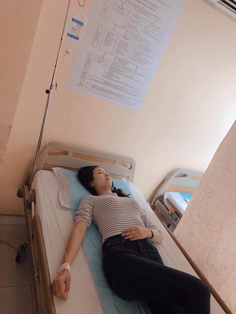 Cận cảnh biệt thự độc lạ và cuộc sống giàu sang của loạt sao Việt - 14 Á hậu Thúy An đã bỏ lỡ cơ hội thi Miss International 2018 tại Nhật Bản vào tháng 11 tới vì gặp vấn đề sức khỏe .