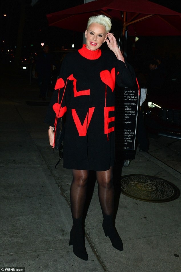 Người mẫu 55 tuổi lấy lại dáng sau khi sinh con - 5
Brigitte Nielsen kết hôn đã 5 lần và có 5 đứa con