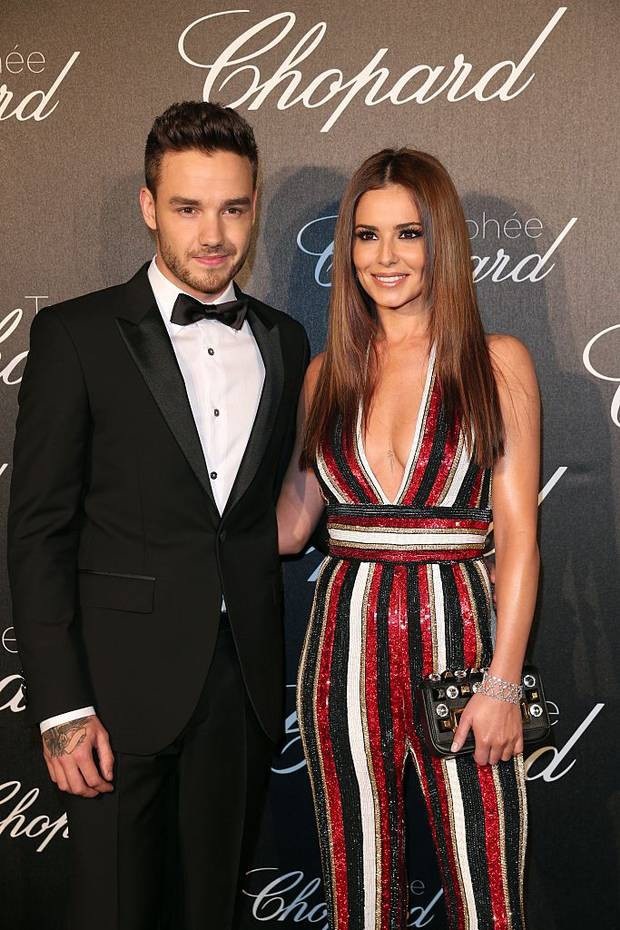 Liam Payne ra phố cùng cô gái lạ - 6
Liam Payne và Cheryl hẹn hò từ năm 2016. Cặp đôi đón con trai đầu lòng vào tháng 2/2017 và thông báo chia tay vào tháng 7 vừa qua