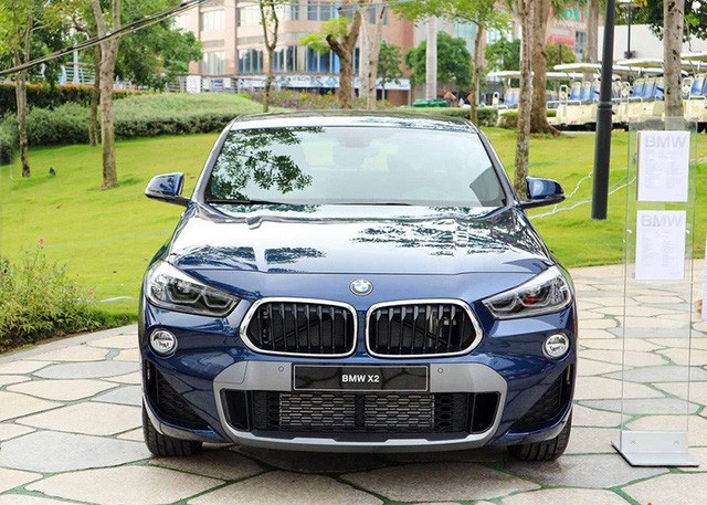 Nhiều thay đổi với xe BMW tại Việt Nam, KIA Rondo giảm giá - 1 Mẫu BMW X2 hoàn toàn mới đã thông quan và có mặt tại Việt Nam.