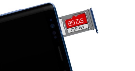5 cái “nhất” khẳng định vị thế dẫn đầu của Galaxy Note9 - 3 Người dùng thỏa sức chụp ảnh, quay video, tải phim, nhạc, ứng dụng… trên Galaxy Note9 mà không lo phải xóa bất kỳ dữ liệu nào