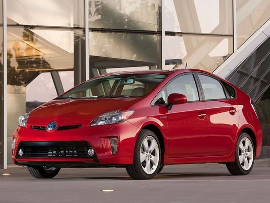 Toyota sẽ triệu hồi hơn 2 triệu xe trên toàn thế giới - 1
Mẫu Prius phiên bản 2014 (Ảnh: Toyota)
