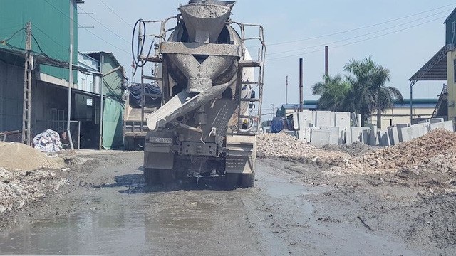 Thủ phạm khiến sông Cầu giãy chết lộ sai phạm liên hoàn, chính quyền xử lý quyết liệt - 2 Thủ phạm khiến sông Cầu giãy chết lộ sai phạm liên hoàn, chính quyền xử lý quyết liệt - 2