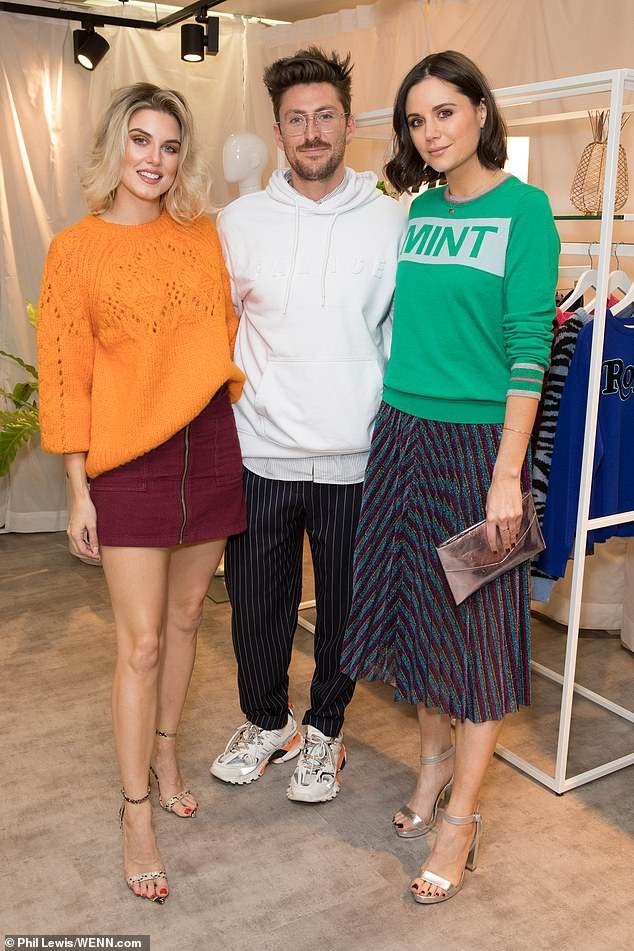 
Tuy nhiên Ashley lại khởi nghiệp là một người mẫu ở quê nhà Newcastle
