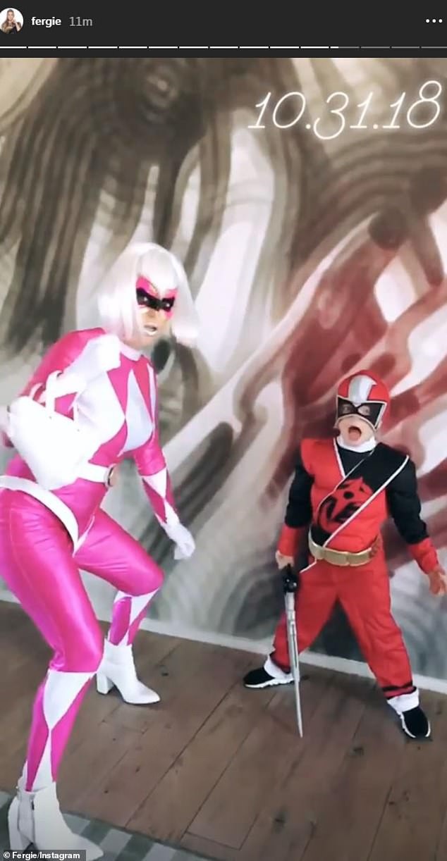 
 Fergie và con trai cưng
